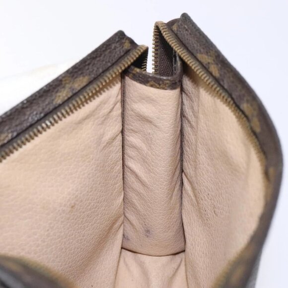 LOUIS VUITTON Monogram Poche Toilette 19 Pouch - Picture 13 of 15
